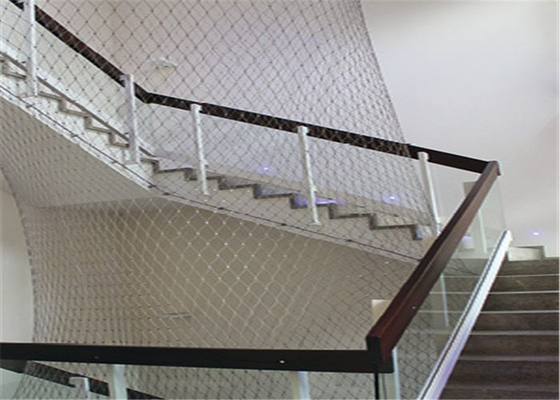سوراخ مش 60*60 میلی متری سوس 304 انعطاف پذیری