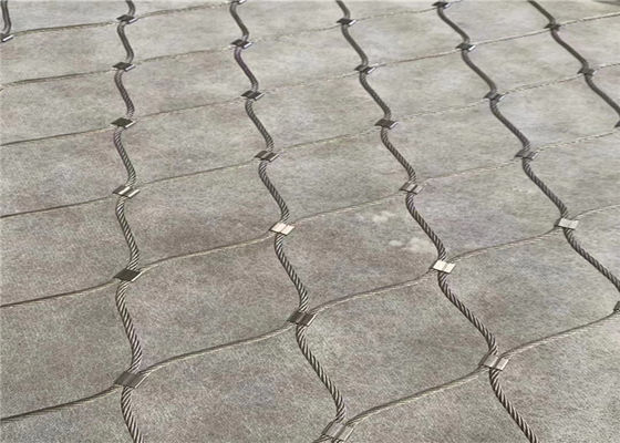 شبکه سیم پرندگان از فولاد ضد زنگ با ضخامت سیم 1.2 mm تا 2.0 mm و اندازه سوراخ 20 mm تا 50 mm برای قفس های پرندگان